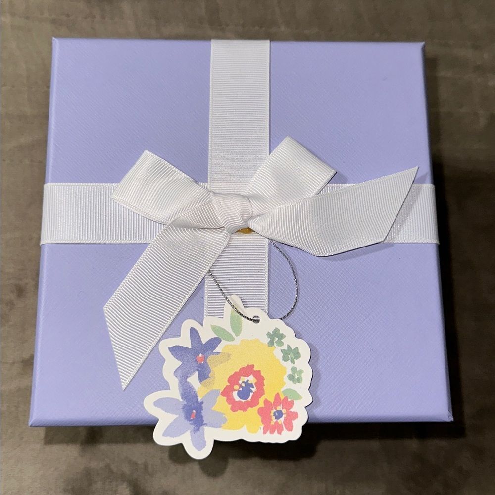 SHABBY CHIC One Floral Lavender Top White Bow Square Nesting Gift Box